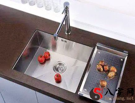 一进厨房门见水槽风水好不好 一进厨房门见水槽风水好不好